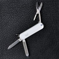 Нож складной, мультитул Victorinox Classic SD (58мм, 7 функций), белый 0.6223.7